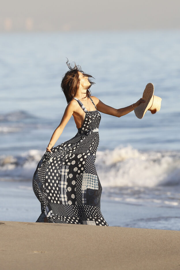 Alessandra Ambrosio photo