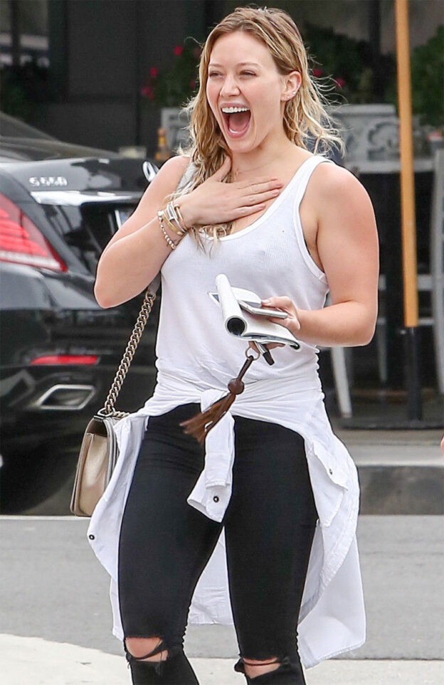 Hilary Duff photo